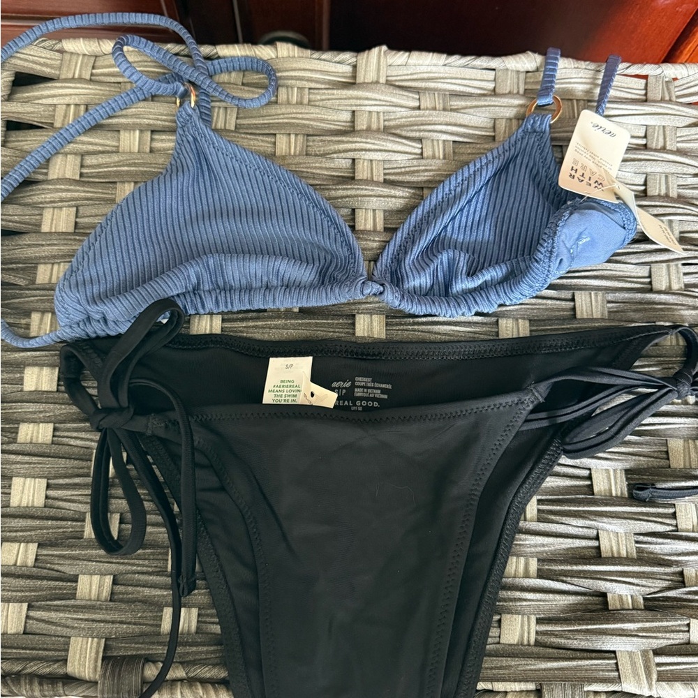 Aerie Blue Ribbed Top and Black Bottoms Set